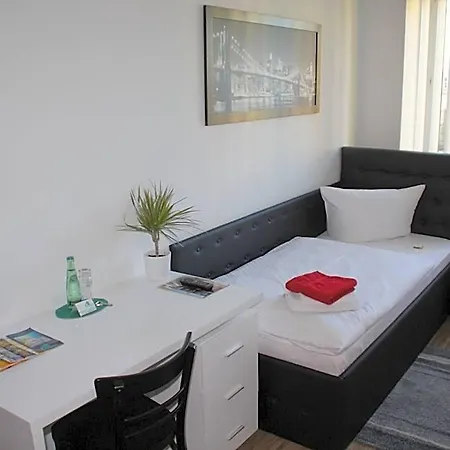 City-hotel Ξενοδοχείο 3*
