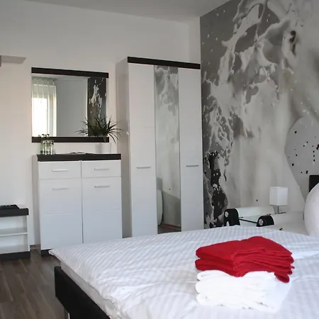 City-hotel Πλάουεν