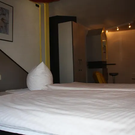 Отель City-hotel 3*