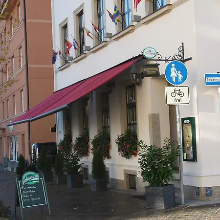 City-hotel Отель