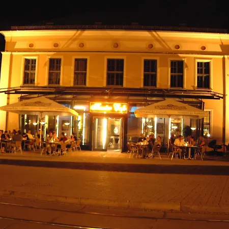 City-hotel 3*